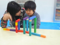 3歳児 「僕はトンネルと電車」